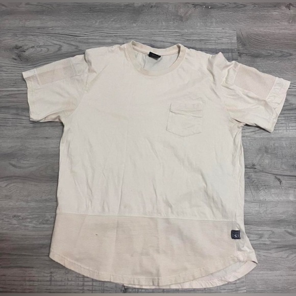 southpole white tshirt - Picture 3 of 5